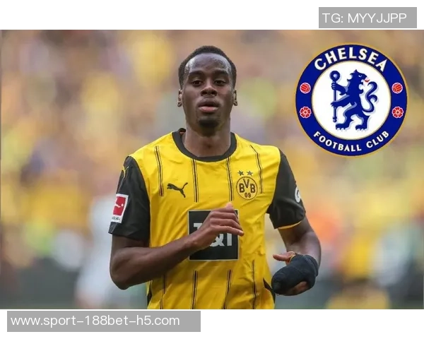 吉滕斯分享英格兰U21队友间的UNO游戏乐趣期待在欧洲杯中取得胜利 吉滕斯分享英格兰U21队友间的UNO游戏乐趣期待在欧洲杯中取得胜利