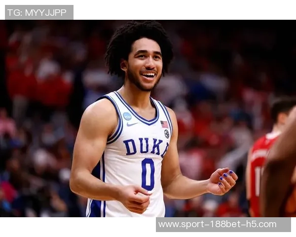 开拓者媒体人建议选科沃德他的投射能力更适合球队需求 开拓者媒体人建议选科沃德他的投射能力更适合球队需求